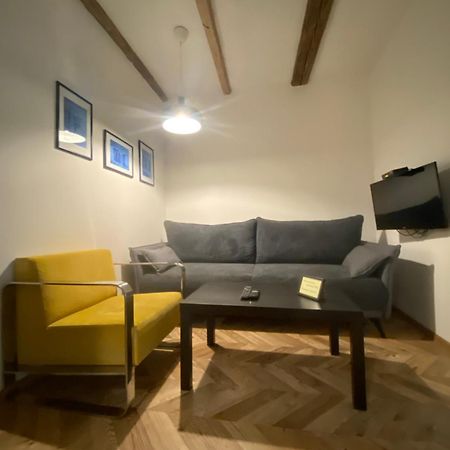 Historical Apartments V18 Кошице Экстерьер фото