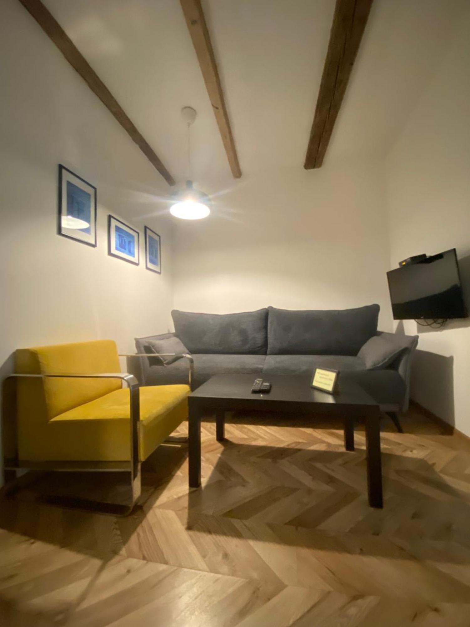 Historical Apartments V18 Кошице Экстерьер фото