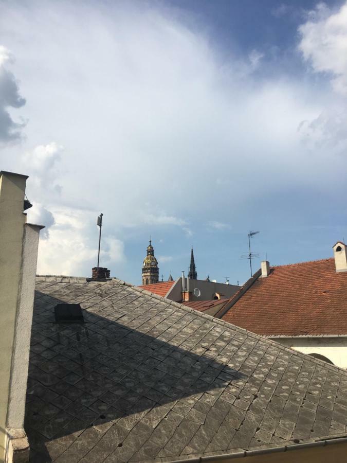 Historical Apartments V18 Кошице Экстерьер фото